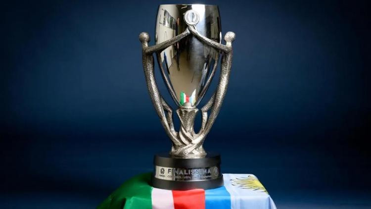 欧洲杯归还奖杯习俗（欧洲杯奖杯是每年都做一个新的吗）