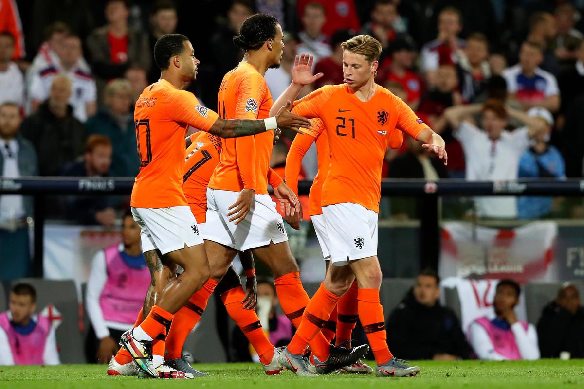 荷兰欧洲杯比赛图片（荷兰欧洲杯比赛图片高清）